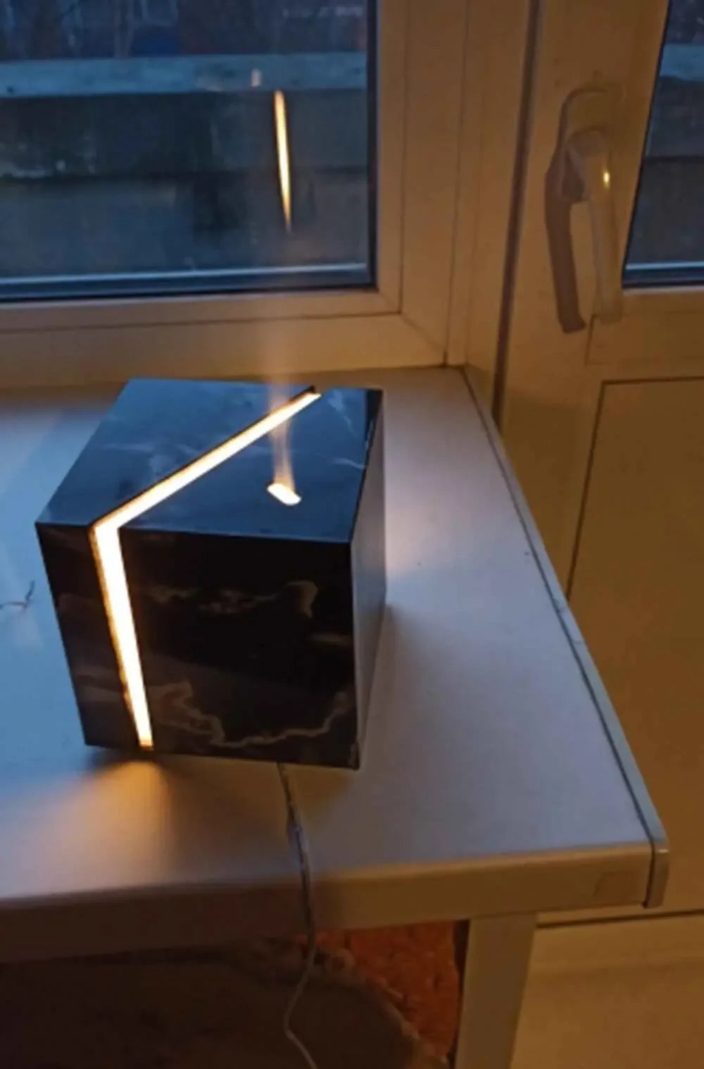 Marble pattern aromatherapy diffuser, &quot;Elevate your aromatherapy experience with our Marble Pattern Aromatherapy Diffuser, blending style and functionality seamlessly. Featuring a sophisticated marble pattern - CRYSTALOIL