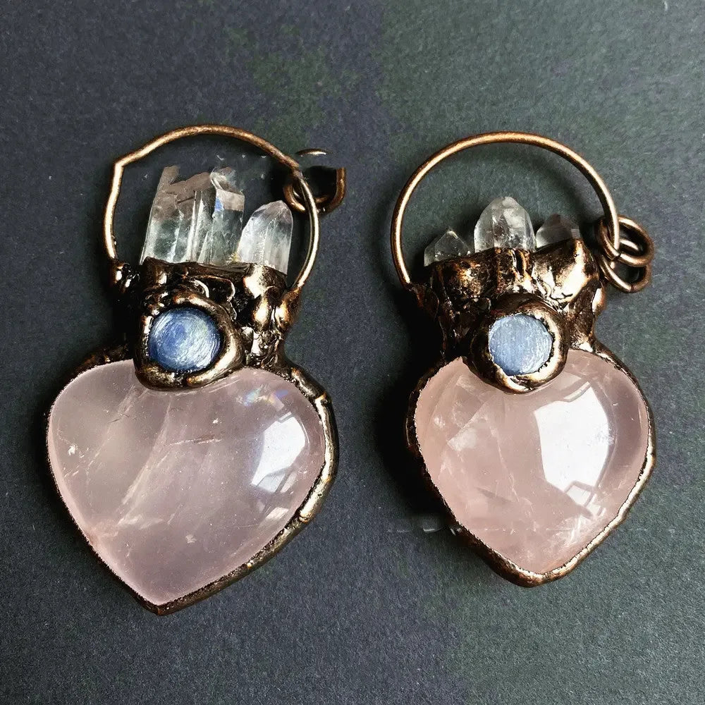 Natural Crystal Crystal Heart-shaped White Crystal Pillar Aquamarine - CRYSTALOIL