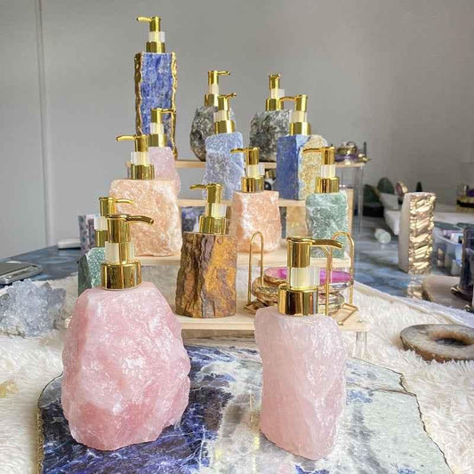 Natural Crystal Stone Perfume Bottle for Enhanced Aroma Experience - CRYSTALOIL
