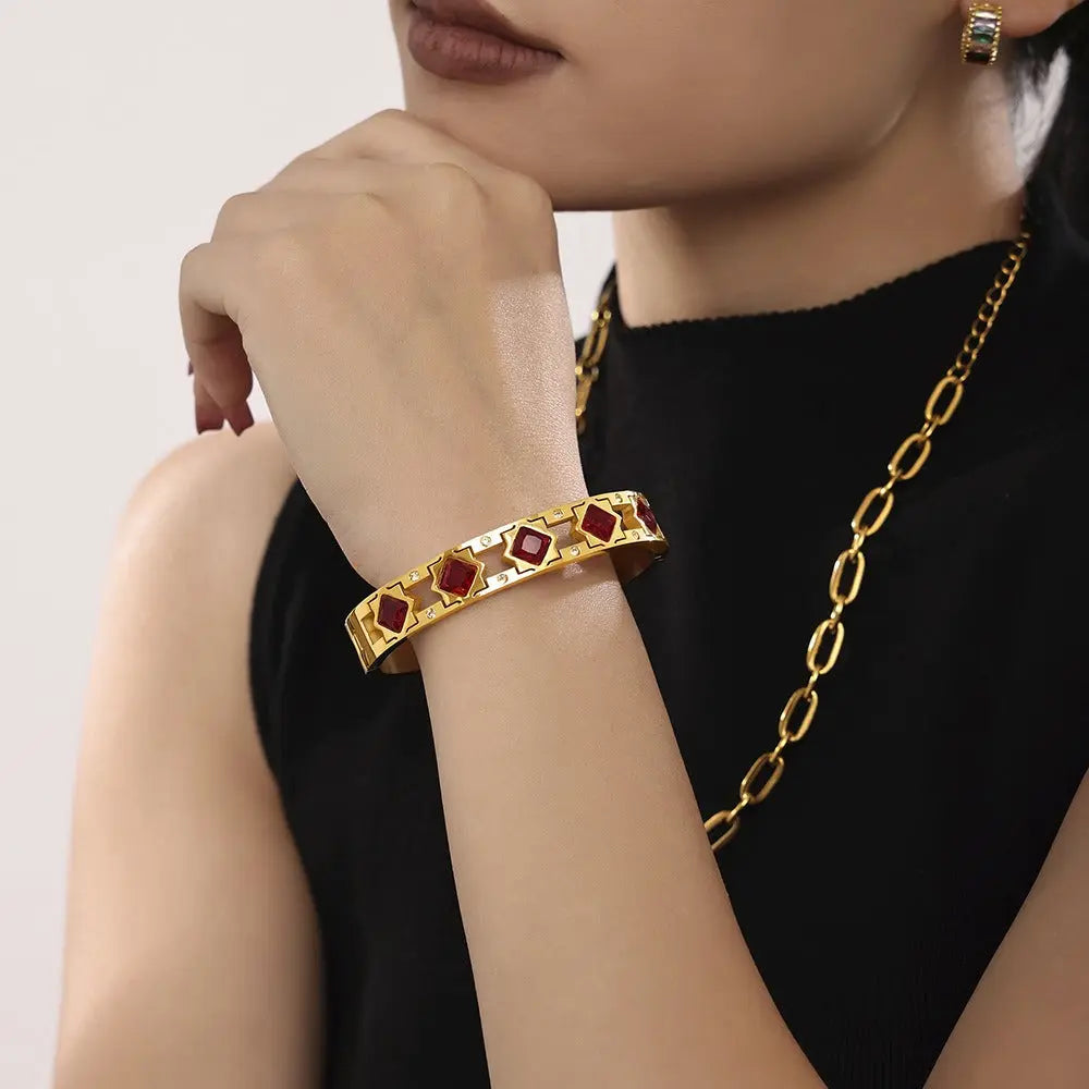 18K gold inlaid square gemstone with hollow design exquisite dazzling bracelet - CRYSTALOIL