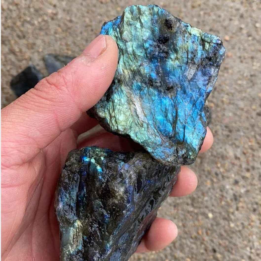 Blue Moonlight Stone, Large Raw Stone. - CRYSTALOIL