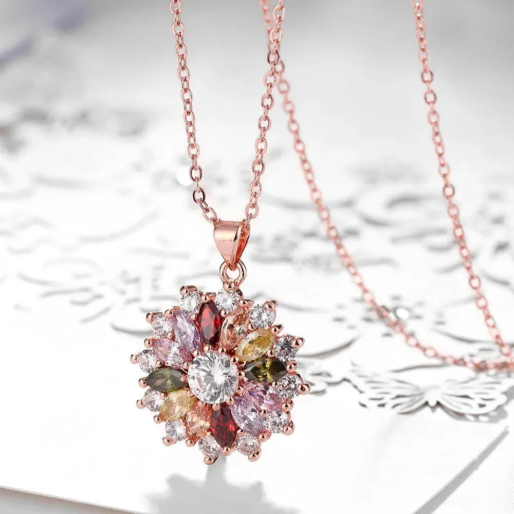 Crystal flower necklace - CRYSTALOIL