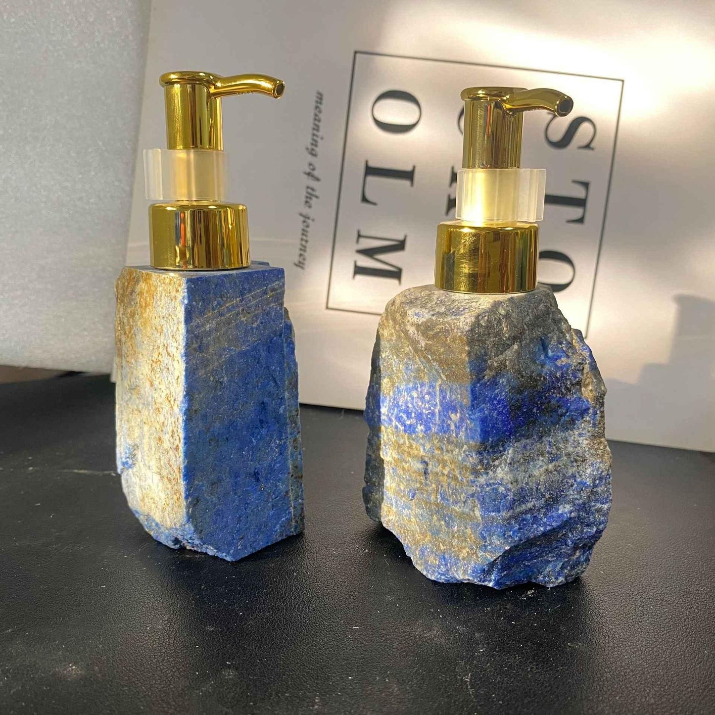 Natural Crystal Stone Perfume Bottle for Enhanced Aroma Experience - CRYSTALOIL