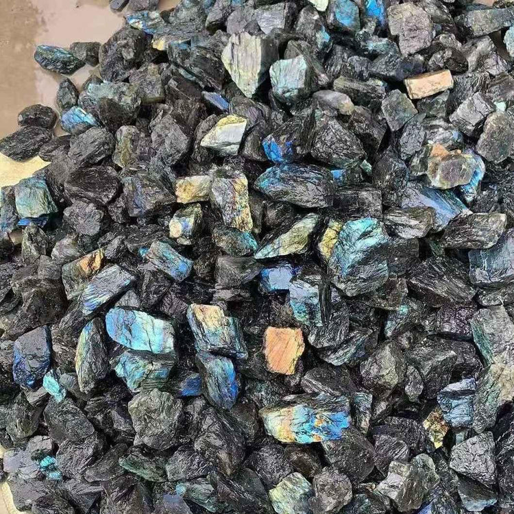 Blue Moonlight Stone, Large Raw Stone. - CRYSTALOIL